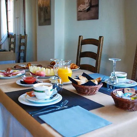 De منزل ريفي *