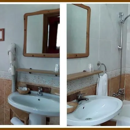 منزل ريفي De *